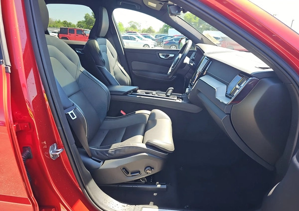 Volvo XC 60 cena 118200 przebieg: 23702, rok produkcji 2022 z Łomża małe 67